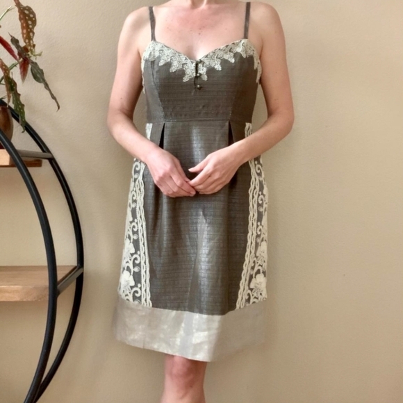 Anthropologie Moulinette Soeurs Mini Dress. Lace detailing. Womens size 4 - Picture 11 of 11